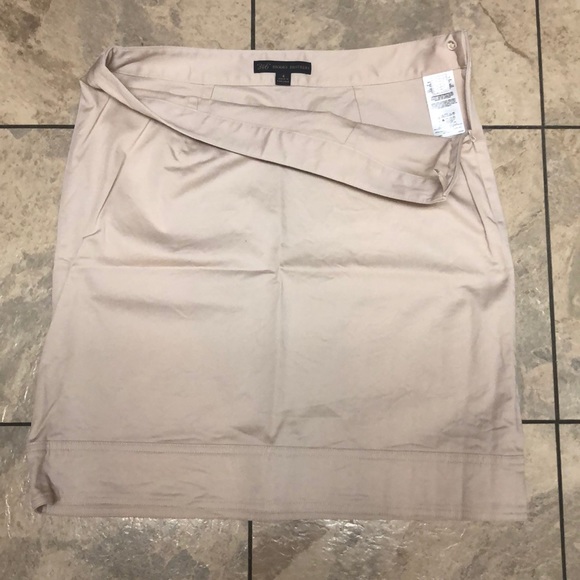 Brooks Brothers Dresses & Skirts - Brooks Brothers Pink Pencil Skirt